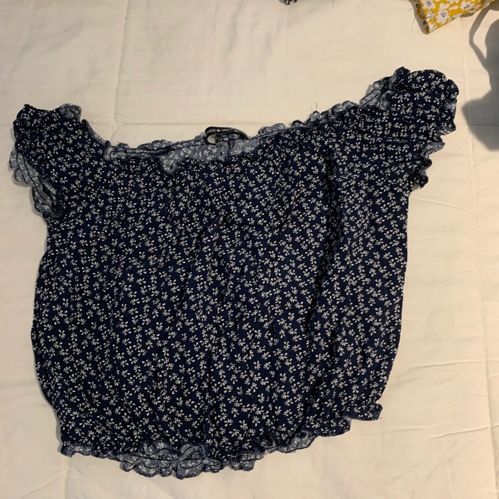 Brandy Melville crop top